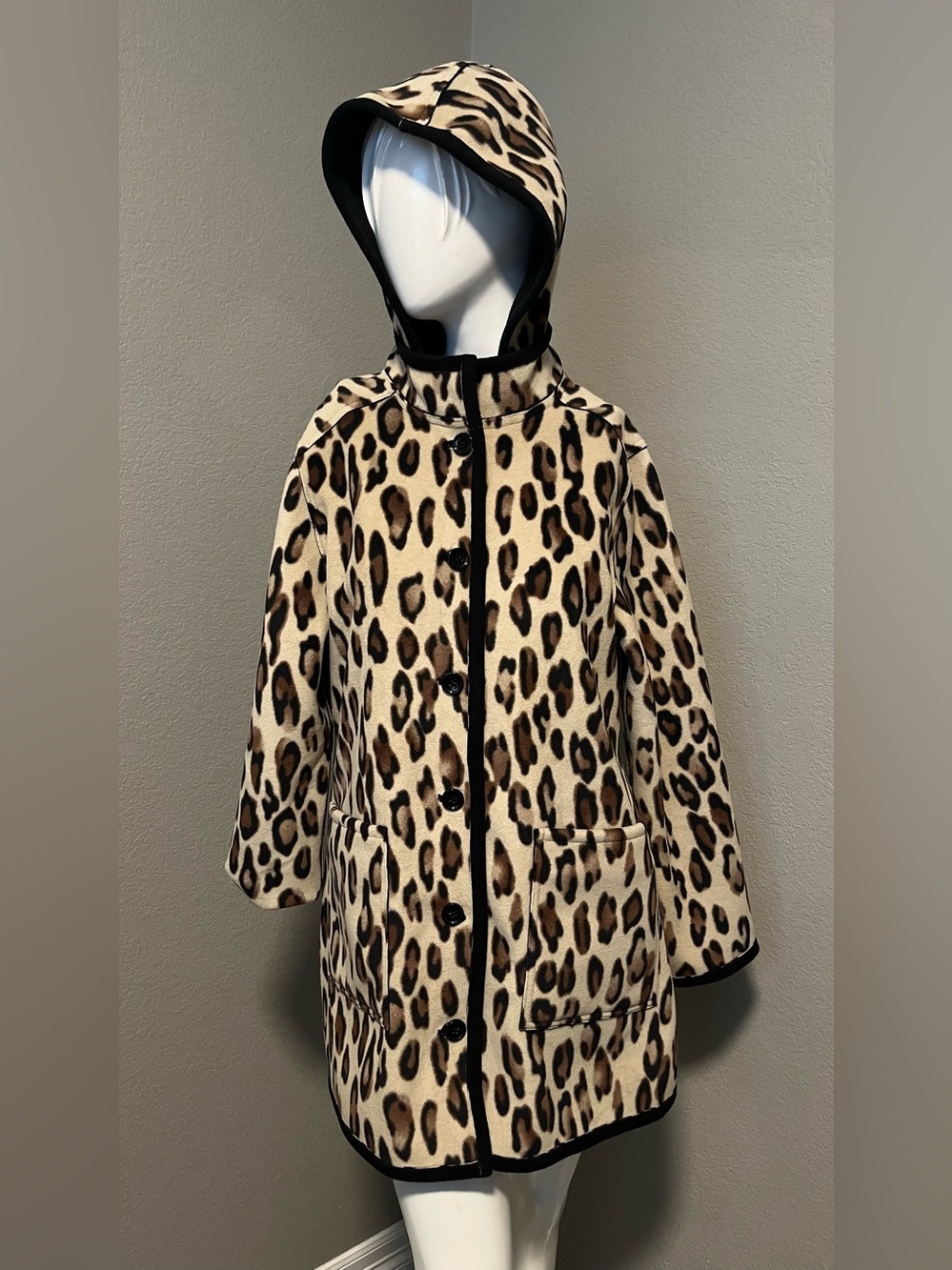 NWT SUSAN GRAVER Women’s  Weekend Reversible Animal Print Hooded  Coat  Size S